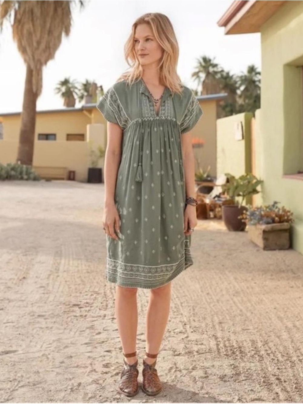 NWOT Sundance Aura Embroidered Tunic Dress